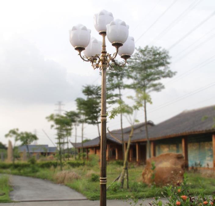 Pos Lampu Taman Pencahayaan Luar Dekoratif Cheap Elegant