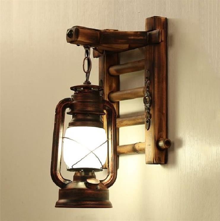 Lampu Dinding Antik Kerosene Lantern Negara Amerika dengan Papan Bergantung kayu